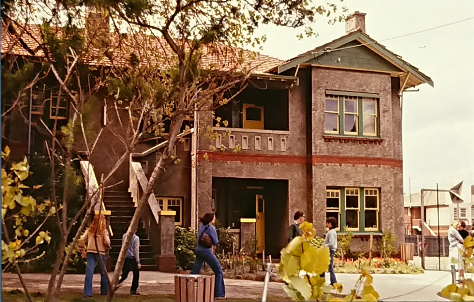 Ardoch High School (St Kilda East) Learning from the Past